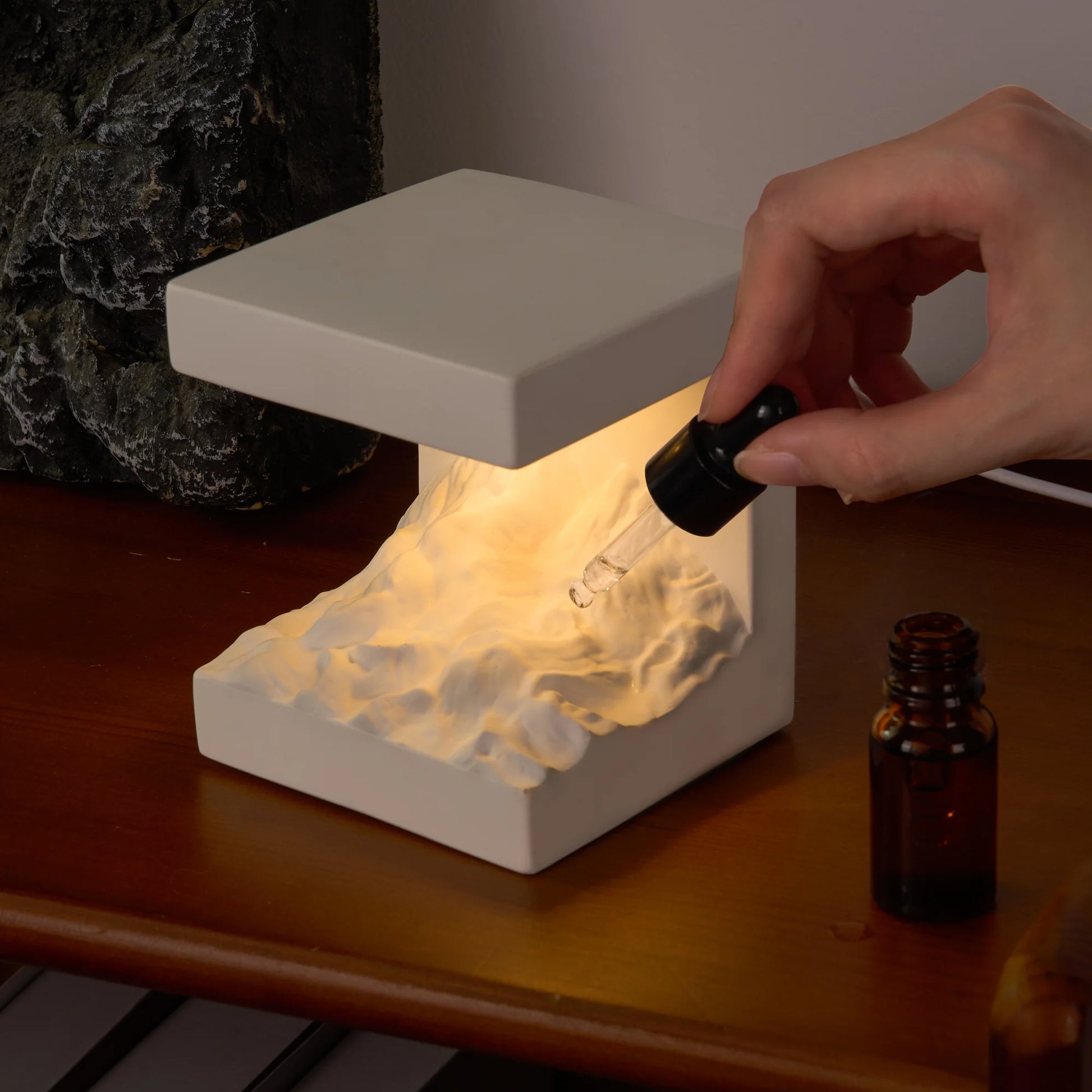 Lampara para dormir con piedra,relajante y difusora.